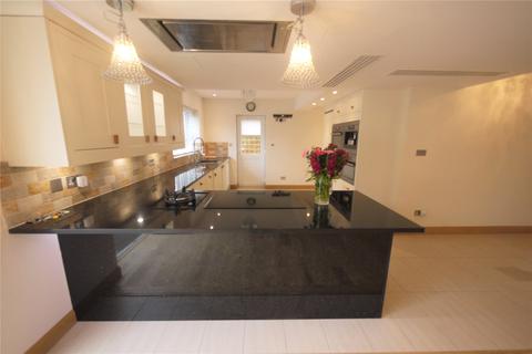 2 Great Lawn, Ongar, CM5 0AA