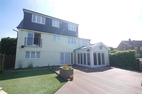 2 Great Lawn, Ongar, CM5 0AA