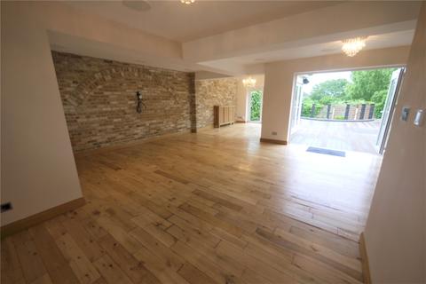 2 Great Lawn, Ongar, CM5 0AA
