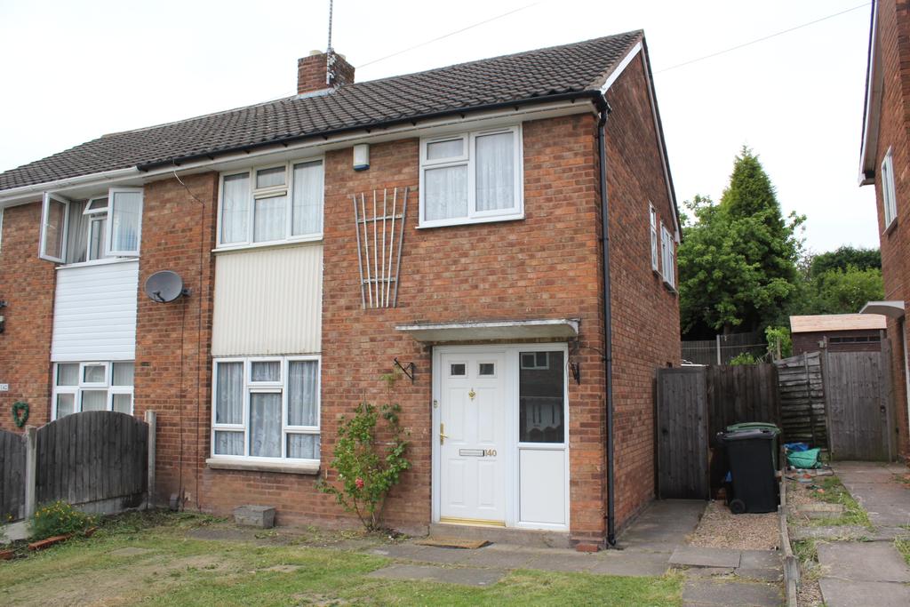 Russells Hall Road, Dudley 3 bed semidetached house £700 pcm (£162 pw)