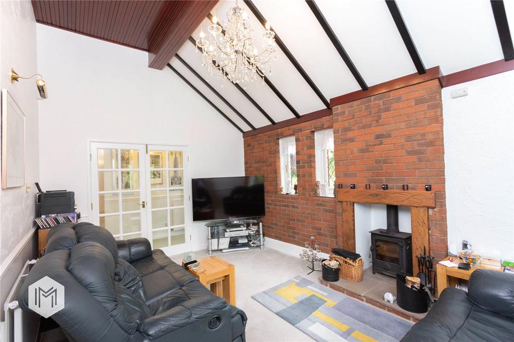 Moreton Drive, Pennington, Leigh... 4 bed bungalow £400,000