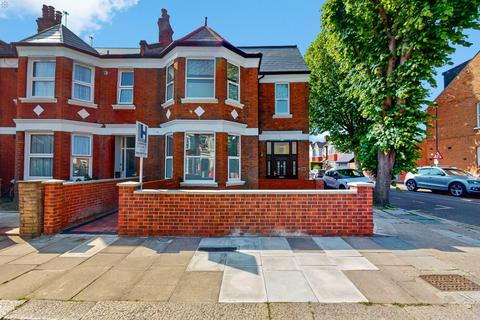 undefined, Regina Road, Ealing, W13