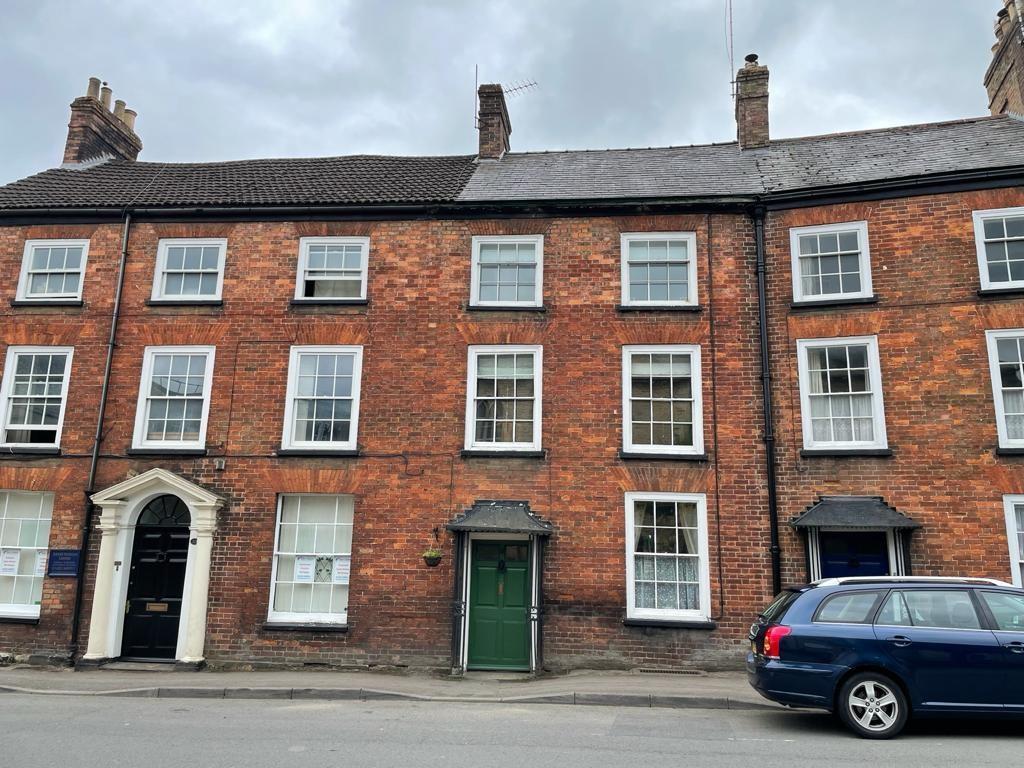 Parsonage Street, Dursley, GL11 4EA 3 bed terraced house for sale £275,000