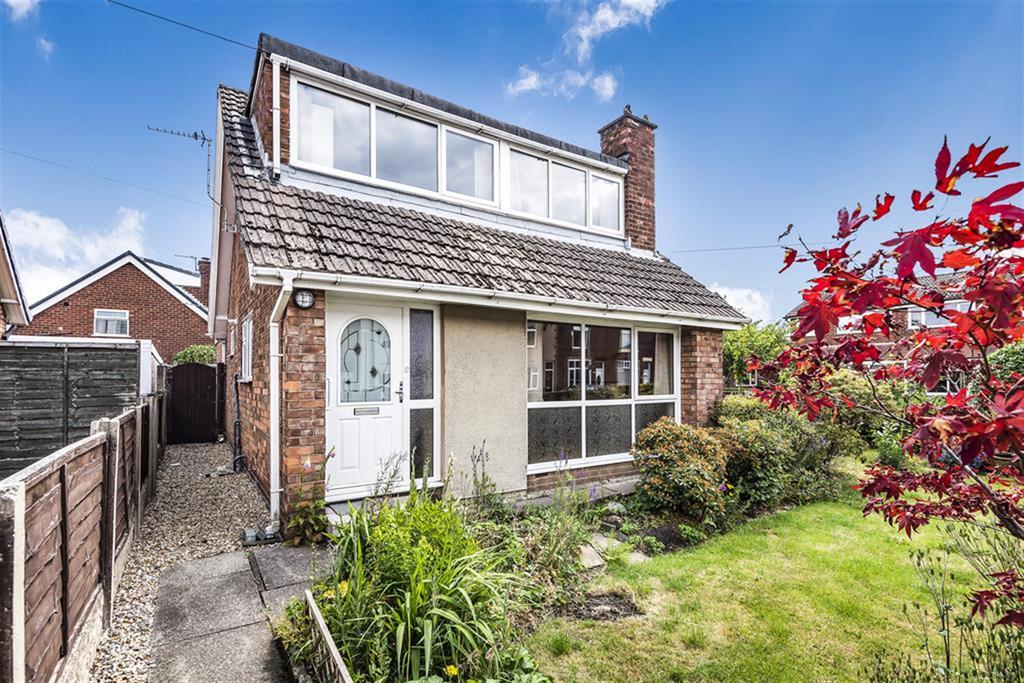 Ledbury Street, Leigh, WN7 1PY 3 bed detached bungalow £170,000