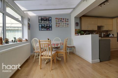 16 West End, March, PE15 8DR