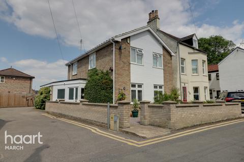 16 West End, March, PE15 8DR