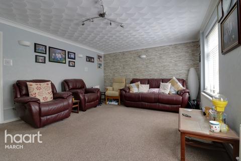 16 West End, March, PE15 8DR