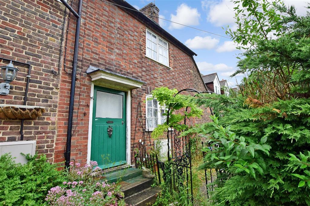 The Street, Upper Halling, Kent 1 bed end of terrace house £280,000