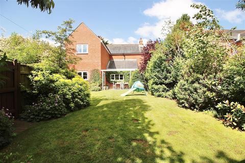 33 Cauldwell Hall Road, Ipswich, IP4 4QD
