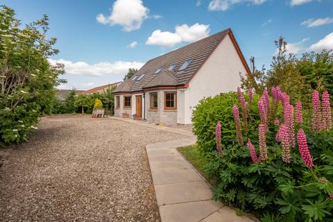 Richmond House High Street, Burrelton, Blairgowrie, PH13 9NX