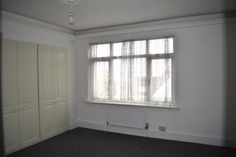 2 bedroom house to rent, Newington Road, Ramsgate, CT12