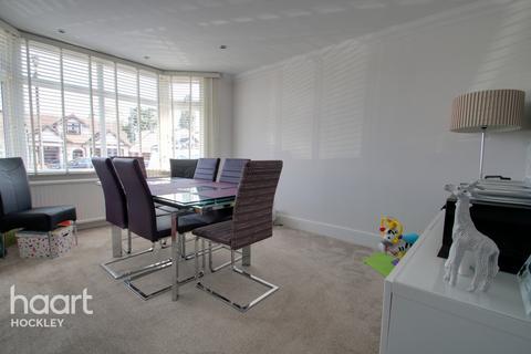21 Canewdon View Road, Rochford, SS4 3DT