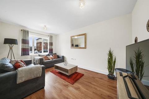 4 bedroom apartment to rent - London Heathrow