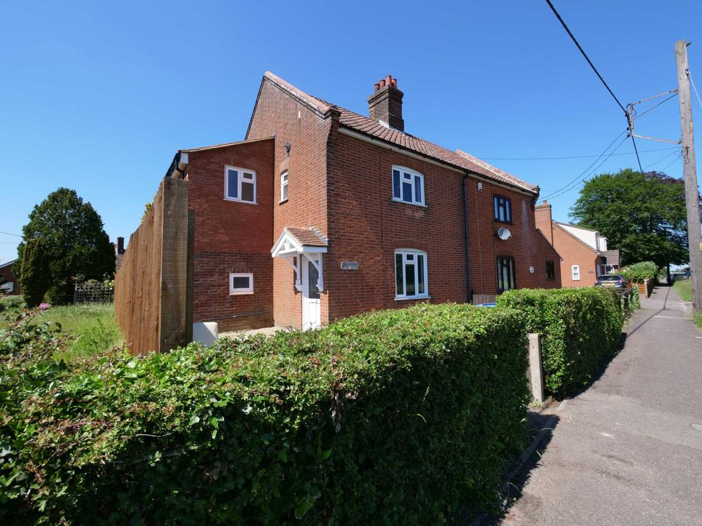 Old London Road, Ipswich 3 bed semidetached house for sale £310,000