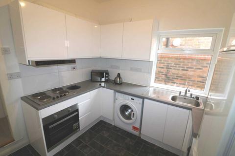 4 bedroom terraced house to rent, Adelaide Road, Liverpool