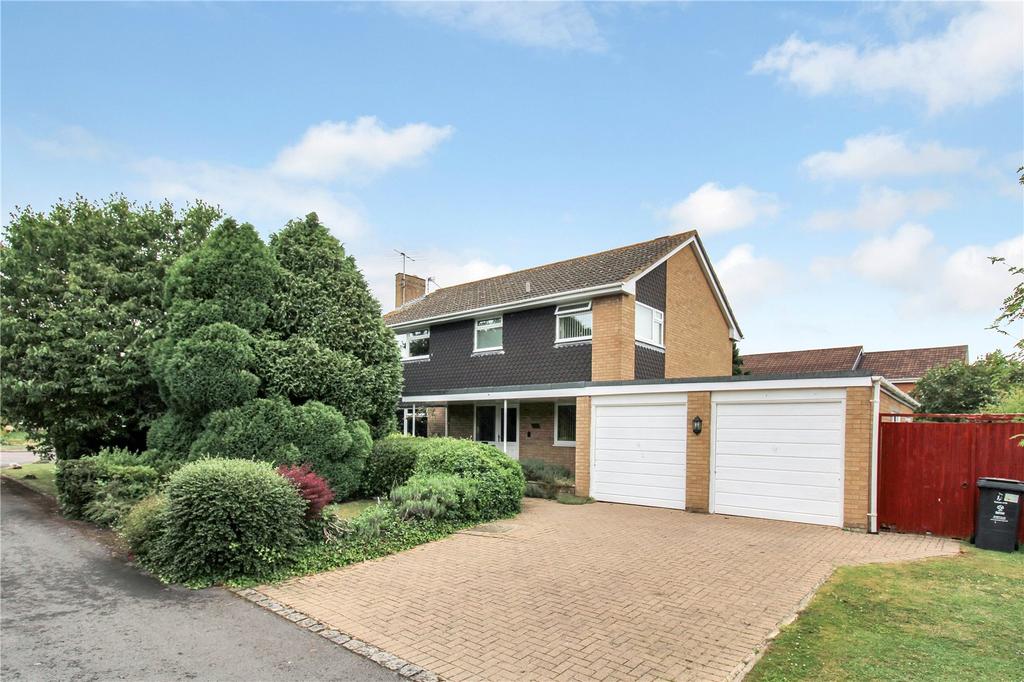 Okebourne Park, Liden, Swindon, Wiltshire, SN3 4 bed detached house for