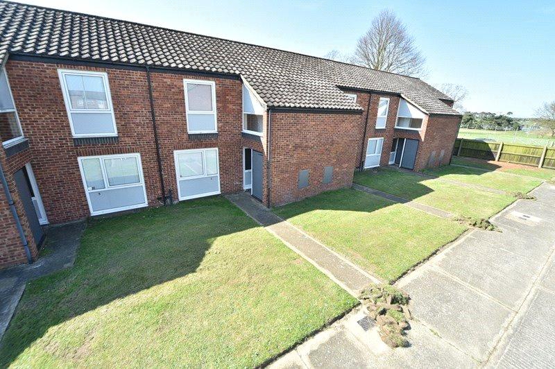 Olive Close, Raf Lakenheath, Brandon, Suffolk, IP27 2 bed terraced