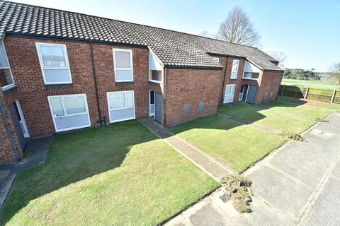 2 bedroom terraced house to rent, Olive Close, Raf Lakenheath, Brandon, Suffolk, IP27