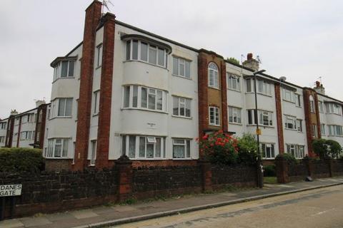 2 bedroom flat for sale, Danes Gate, HA1
