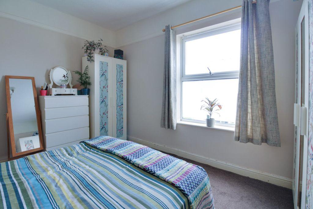 Bedroom 1 (Double)