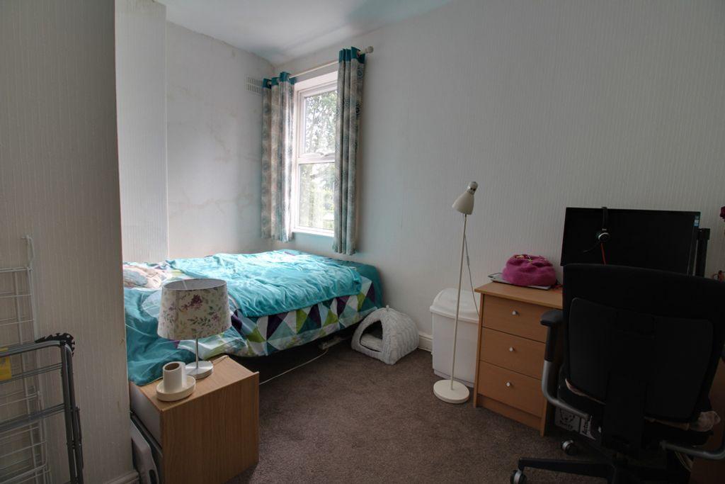 Bedroom 2 (Double)