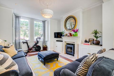33 First Avenue, London, SW14 8SP