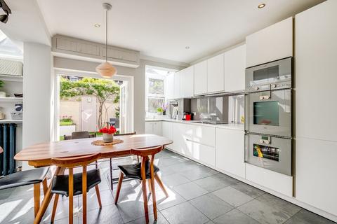 33 First Avenue, London, SW14 8SP