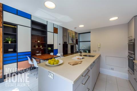 43 Sussex Street, London, SW1V 4RJ