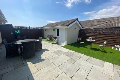 15 Willow Walk, Cimla, Neath, SA11 3XB