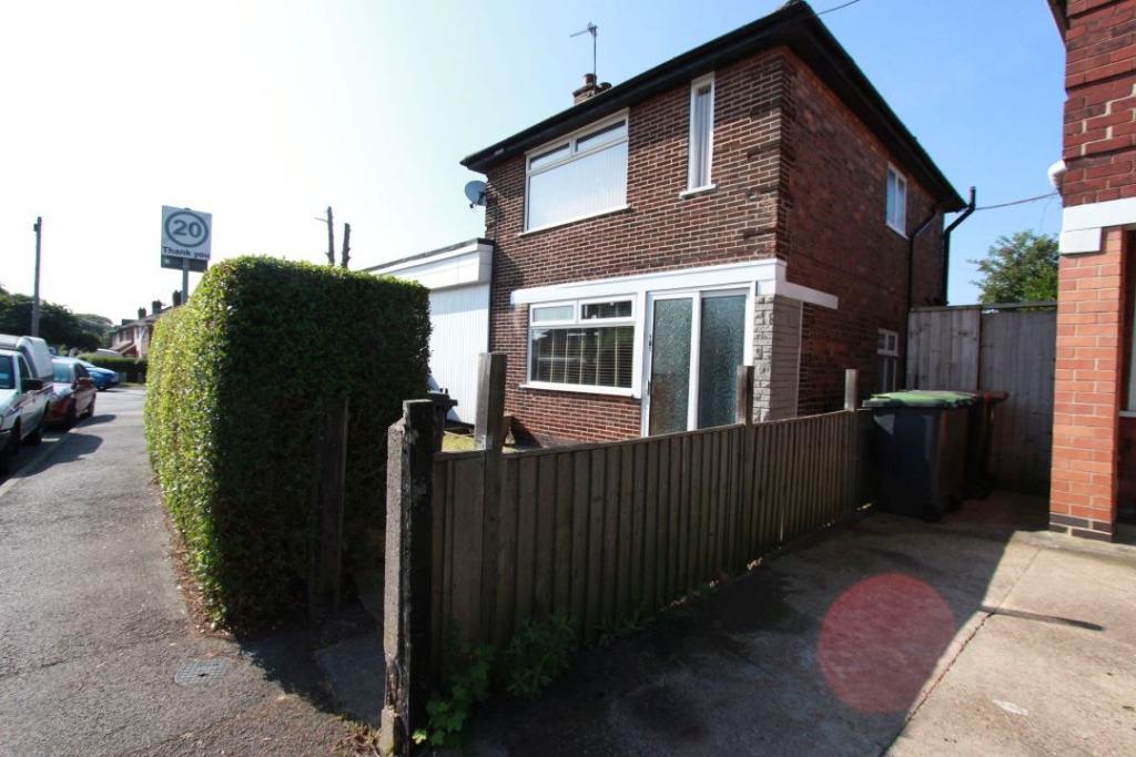 Cator Lane North, Chilwell, NG9 2 bed detached house £900 pcm (£208 pw)