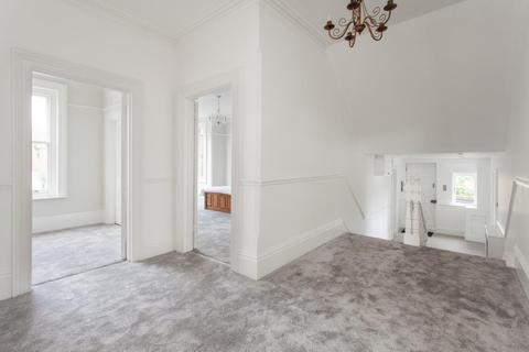 Flat F, Blakeney Hall, 1 Blakeney Road, Beckenham, BR3 1HA
