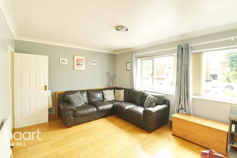 10 Springfield Road, Sawston, Cambridge, CB22 3HX