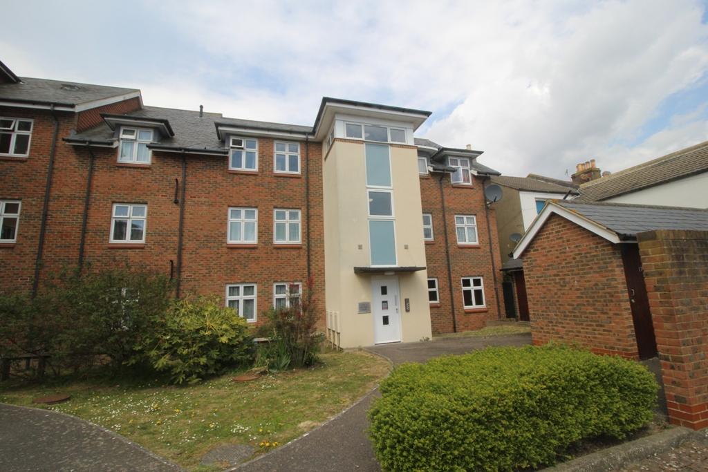 Redoubt, Eastbourne BN22 2 bed apartment £174,950