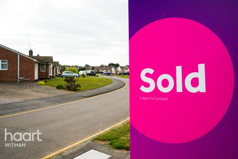 2 Cromwell Way, Witham, CM8 2ES