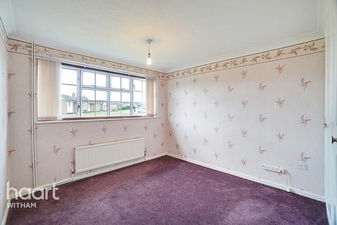 2 Cromwell Way, Witham, CM8 2ES