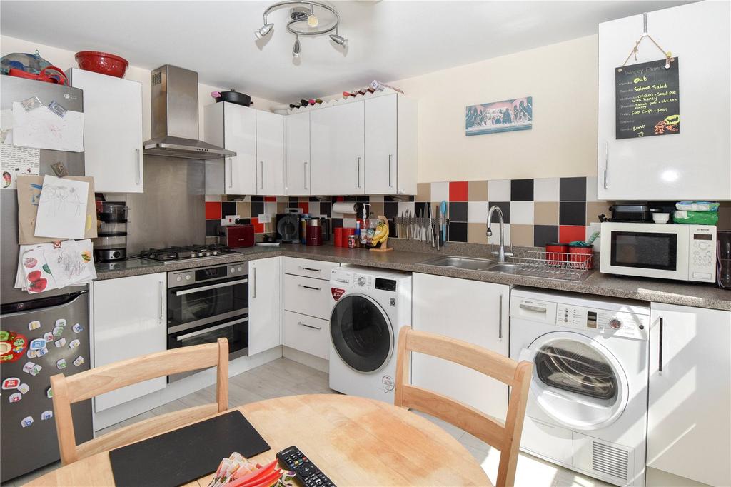 Harpswell Avenue, Redditch, B98 3 bed end of terrace house £215,000