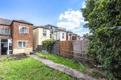 117 Wells House Road, London, NW10 6EA