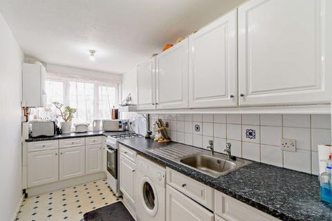 29 Illingworth Close, Mitcham, CR4 3QF