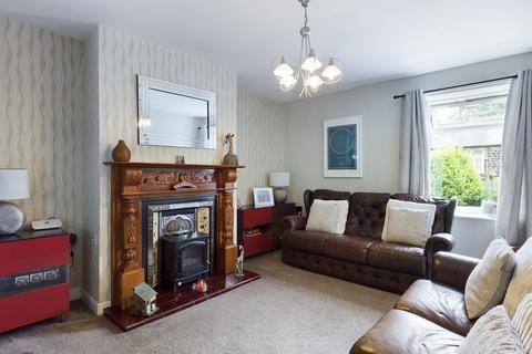 20 Moor Crescent, Diggle, Oldham, OL3 5NZ