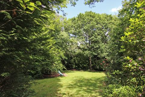 Lowfields Heather Close, Kingswood, Tadworth, KT20 6NY