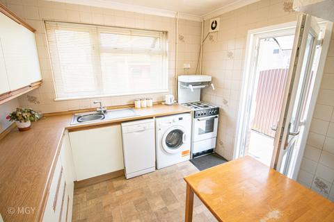 28 Broadstairs Road, Cardiff, CF11 8DE