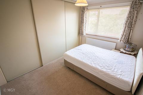 28 Broadstairs Road, Cardiff, CF11 8DE