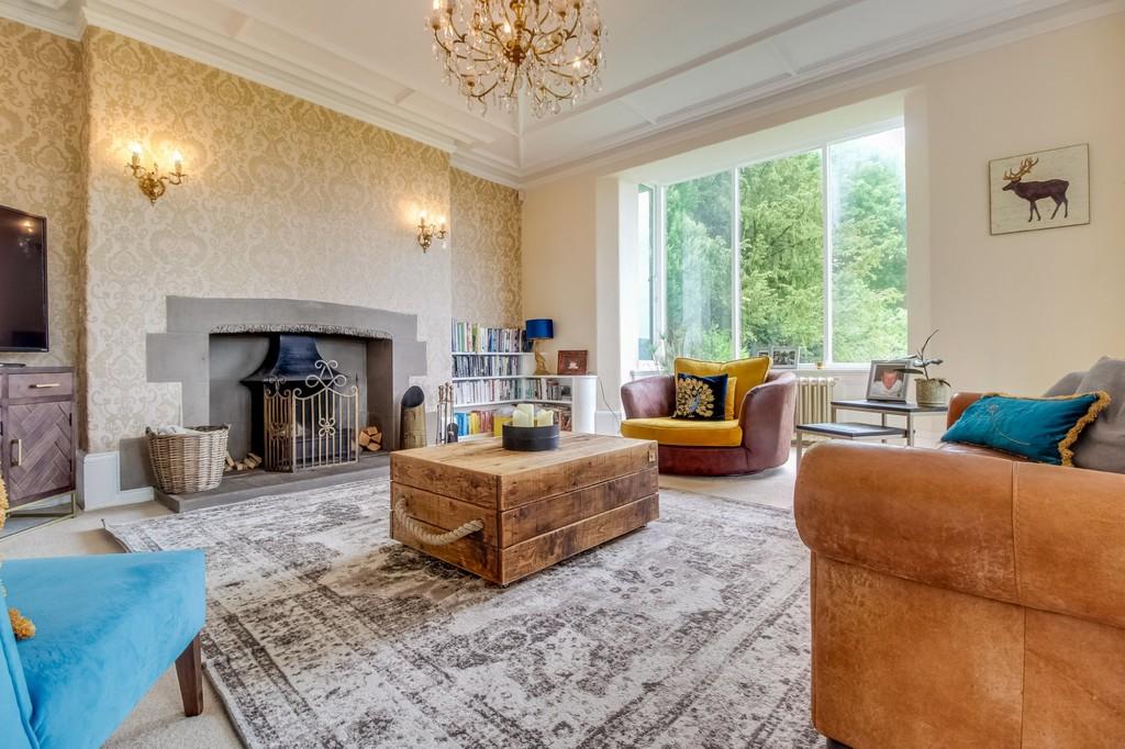 Binns Lane, Holmfirth 5 bed detached house £1,250,000