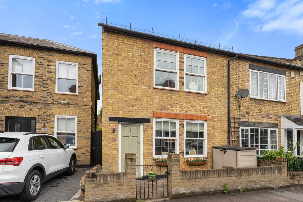 Forest Road, Loughton 3 bed end of terrace house £630,000