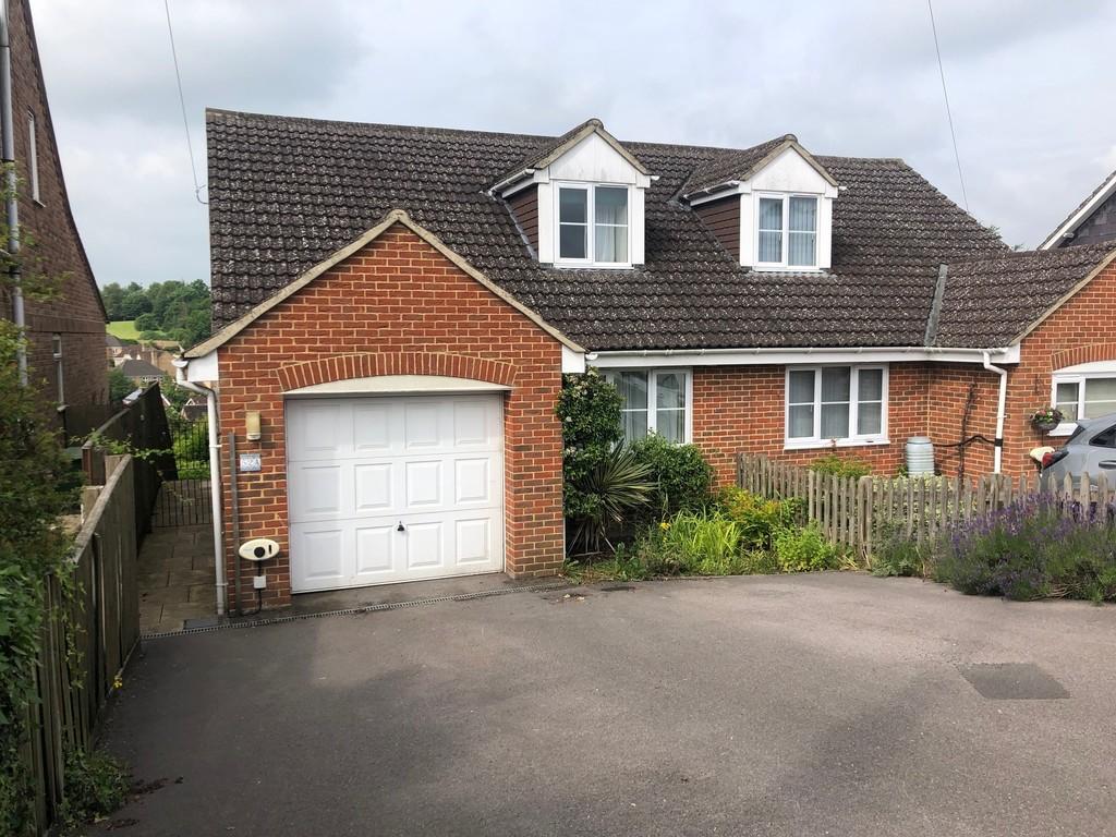 Upper Marsh Road, Warminster 3 bed semidetached house £1,150 pcm (£