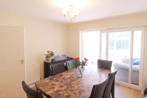 32 Vincent Road, Sutton Coldfield, B75 6AN