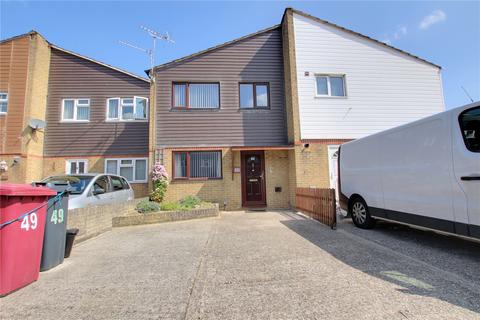 3 bedroom terraced house to rent, Kingsley Close, Reading RG2