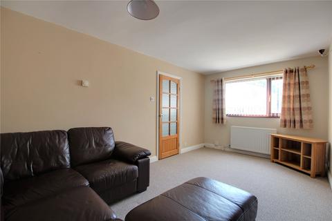3 bedroom terraced house to rent, Kingsley Close, Reading RG2