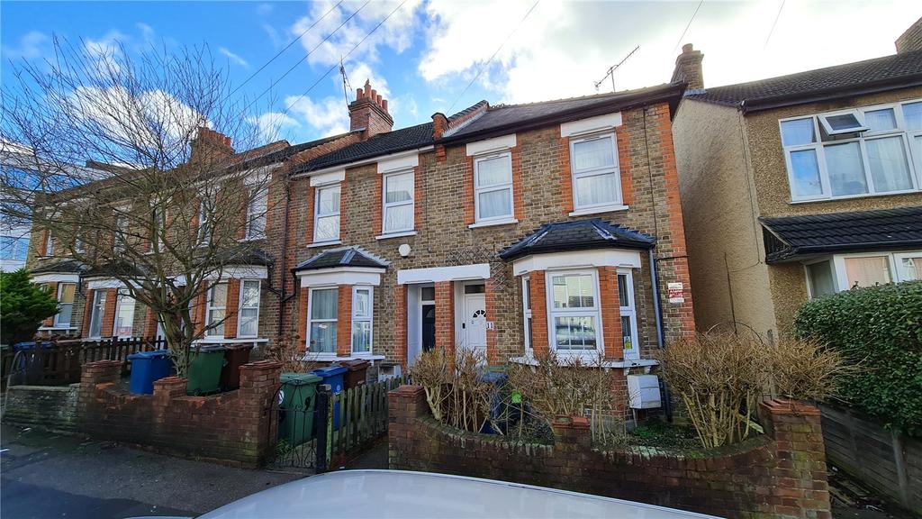 Sherwood Road, Harrow, Greater London, HA2 3 bed terraced house £500,000