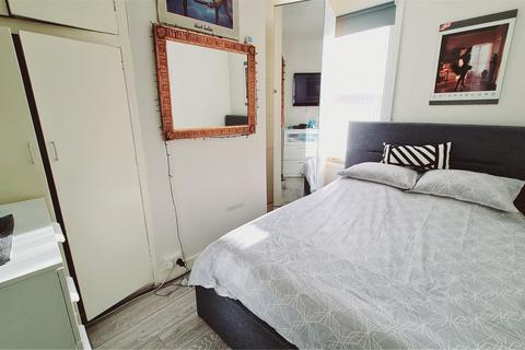 9 Sherwood Road, Harrow, HA2 8AW